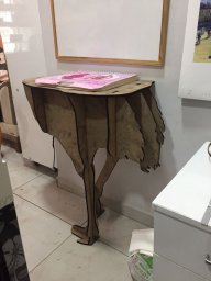Необычная мебель оригинальные столы мебель столик подставки тумбы для чучела