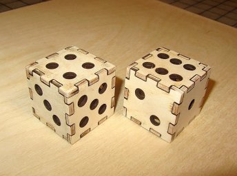 Игральные кости из фанеры поделка игральный кубик кубики кубик для